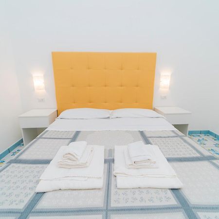 La Casa Di Aurora Otel Maiori Dış mekan fotoğraf