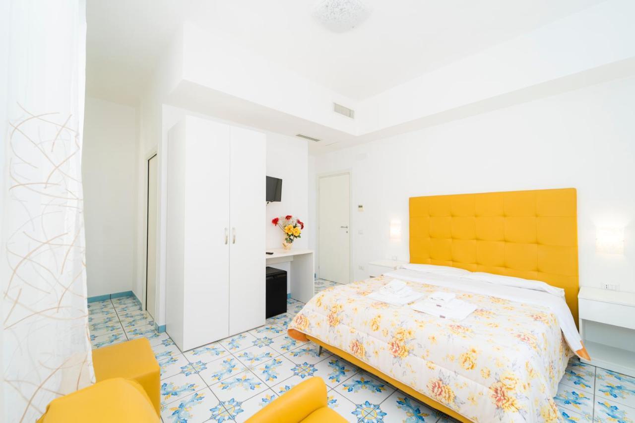La Casa Di Aurora Otel Maiori Dış mekan fotoğraf