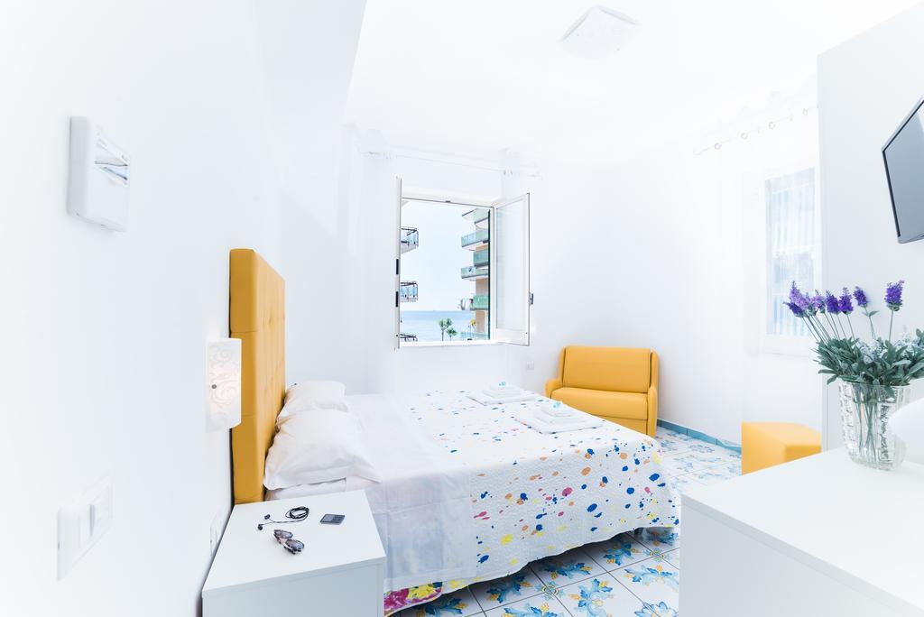 La Casa Di Aurora Otel Maiori Dış mekan fotoğraf